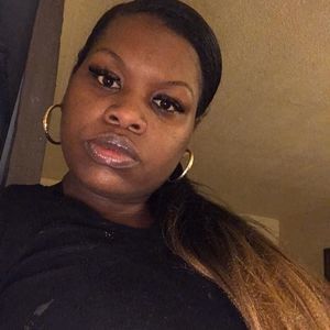 Meet your Posher, Alisha